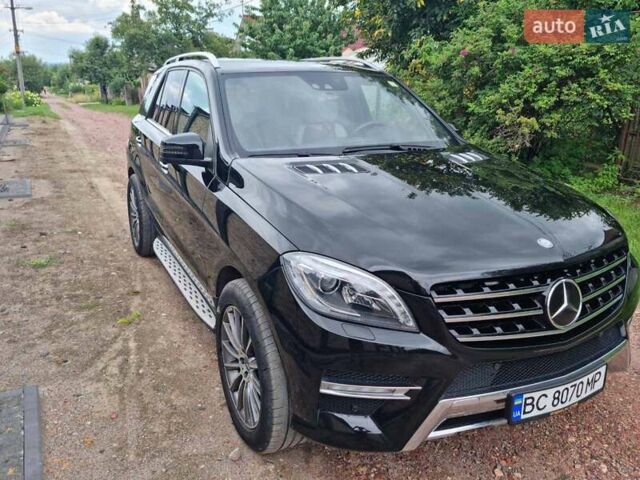 Черный Мерседес М-Класс, объемом двигателя 3 л и пробегом 215 тыс. км за 24900 $, фото 3 на Automoto.ua