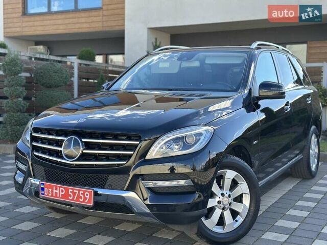 Черный Мерседес М-Класс, объемом двигателя 3 л и пробегом 181 тыс. км за 22900 $, фото 4 на Automoto.ua