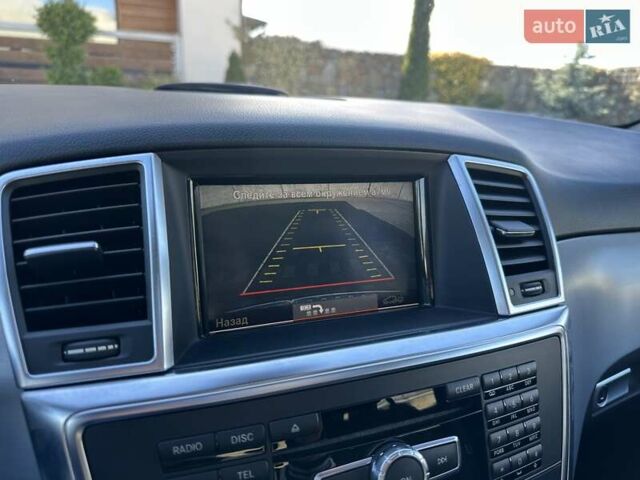 Черный Мерседес М-Класс, объемом двигателя 3 л и пробегом 181 тыс. км за 22900 $, фото 40 на Automoto.ua