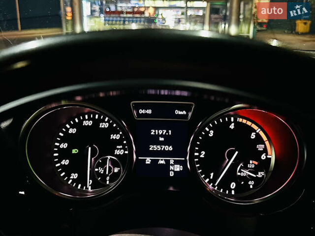 Черный Мерседес М-Класс, объемом двигателя 3 л и пробегом 255 тыс. км за 19400 $, фото 22 на Automoto.ua