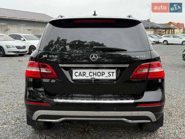 Мерседес М-Класс 2012 в Стрые на Automoto.ua Черный Мерседес М-Класс, объемом двигателя 2.99 л и пробегом 170 тыс. км за 18900 $, фото 6 на Automoto.ua