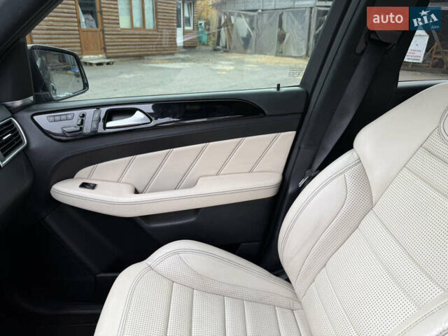Черный Мерседес М-Класс, объемом двигателя 5.5 л и пробегом 179 тыс. км за 24500 $, фото 18 на Automoto.ua