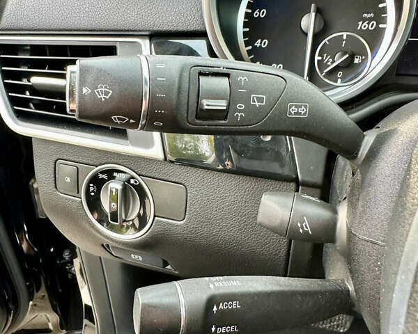 Черный Мерседес М-Класс, объемом двигателя 2.99 л и пробегом 226 тыс. км за 20499 $, фото 49 на Automoto.ua