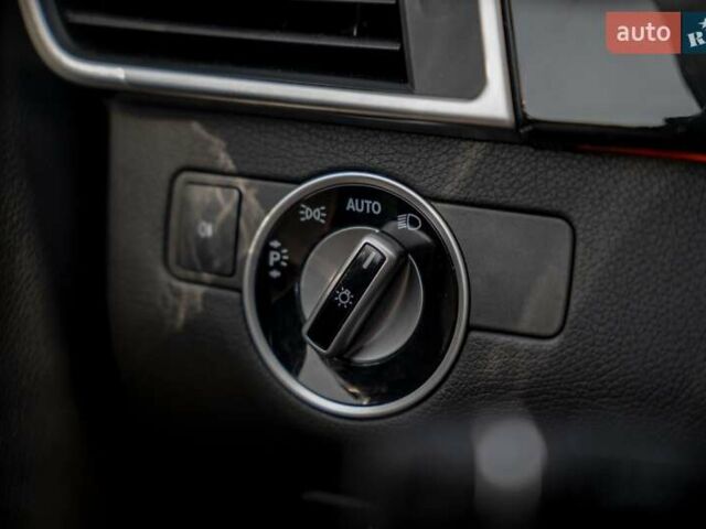 Черный Мерседес М-Класс, объемом двигателя 2.99 л и пробегом 121 тыс. км за 26900 $, фото 18 на Automoto.ua