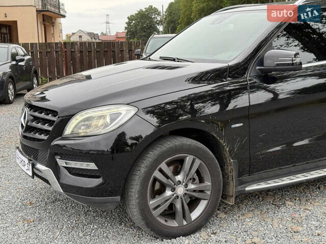 Мерседес М-Класс 2012 в Стрые на Automoto.ua Черный Мерседес М-Класс, объемом двигателя 2.99 л и пробегом 170 тыс. км за 18900 $, фото 23 на Automoto.ua