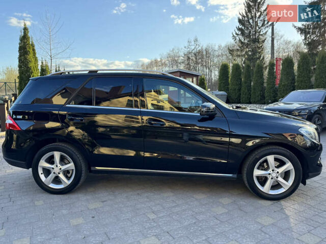 Черный Мерседес М-Класс, объемом двигателя 2.14 л и пробегом 160 тыс. км за 22500 $, фото 3 на Automoto.ua