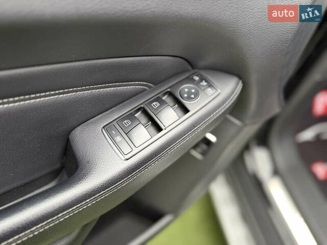 Черный Мерседес М-Класс, объемом двигателя 3.5 л и пробегом 142 тыс. км за 17500 $, фото 30 на Automoto.ua