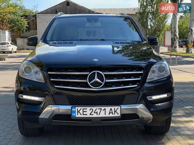 Чорний Мерседес М-Клас, об'ємом двигуна 2.99 л та пробігом 240 тис. км за 22499 $, фото 5 на Automoto.ua