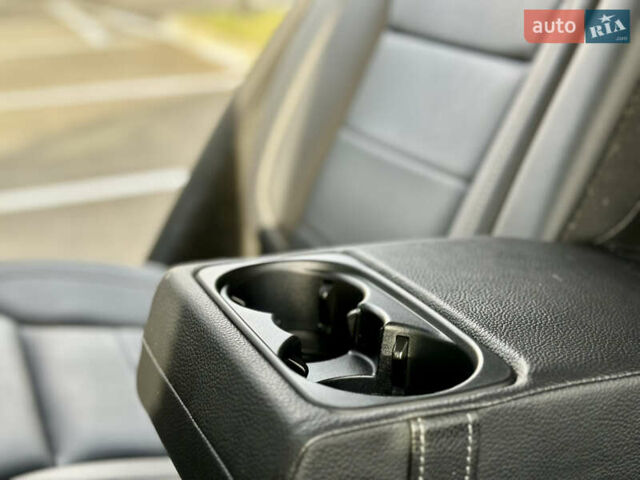 Черный Мерседес М-Класс, объемом двигателя 2.99 л и пробегом 226 тыс. км за 20499 $, фото 46 на Automoto.ua