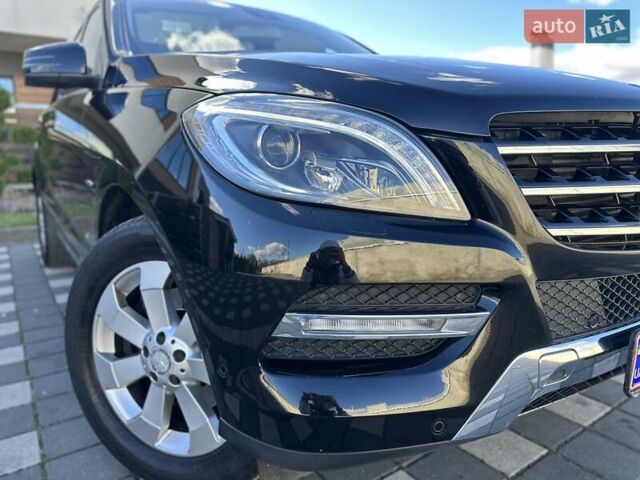 Черный Мерседес М-Класс, объемом двигателя 3 л и пробегом 181 тыс. км за 22900 $, фото 7 на Automoto.ua