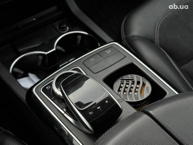 Мерседес М-Класс 2012 в Киеве на Automoto.ua Черный Мерседес М-Класс, объемом двигателя 2.1 л и пробегом 198 тыс. км за 23840 $, фото 22 на Automoto.ua