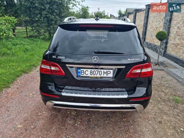 Черный Мерседес М-Класс, объемом двигателя 3 л и пробегом 215 тыс. км за 24900 $, фото 12 на Automoto.ua