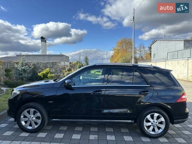 Черный Мерседес М-Класс, объемом двигателя 3 л и пробегом 181 тыс. км за 22900 $, фото 11 на Automoto.ua