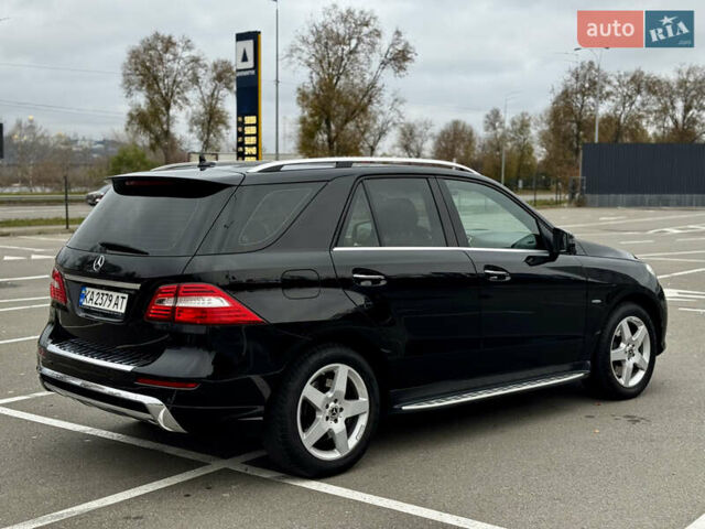 Черный Мерседес М-Класс, объемом двигателя 3.5 л и пробегом 160 тыс. км за 19500 $, фото 6 на Automoto.ua