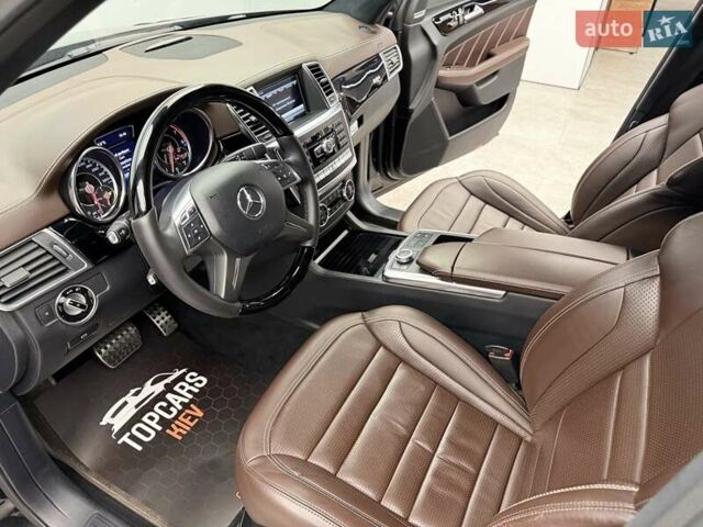 Черный Мерседес М-Класс, объемом двигателя 5.46 л и пробегом 119 тыс. км за 32990 $, фото 22 на Automoto.ua