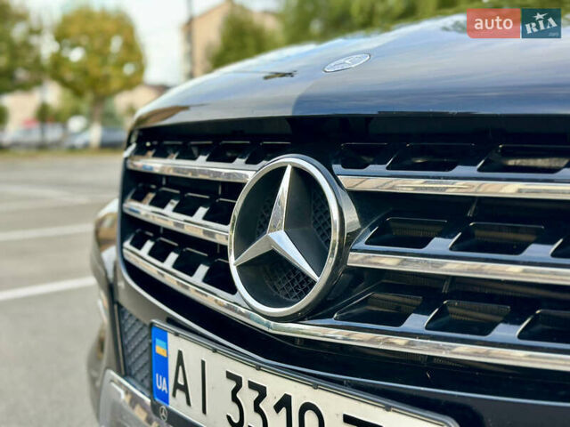 Черный Мерседес М-Класс, объемом двигателя 2.99 л и пробегом 226 тыс. км за 20499 $, фото 18 на Automoto.ua