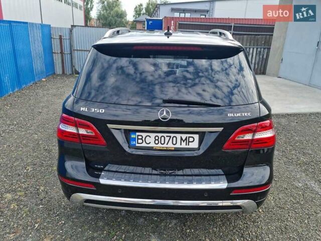 Черный Мерседес М-Класс, объемом двигателя 3 л и пробегом 215 тыс. км за 24900 $, фото 44 на Automoto.ua