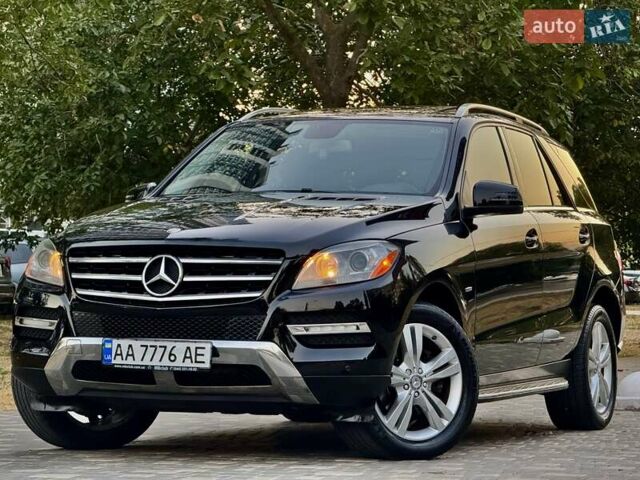Чорний Мерседес М-Клас, об'ємом двигуна 2.99 л та пробігом 160 тис. км за 16999 $, фото 10 на Automoto.ua