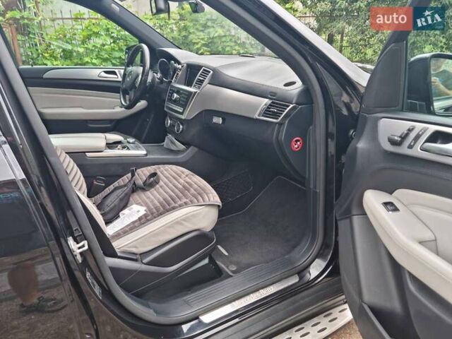 Черный Мерседес М-Класс, объемом двигателя 3 л и пробегом 215 тыс. км за 24900 $, фото 27 на Automoto.ua