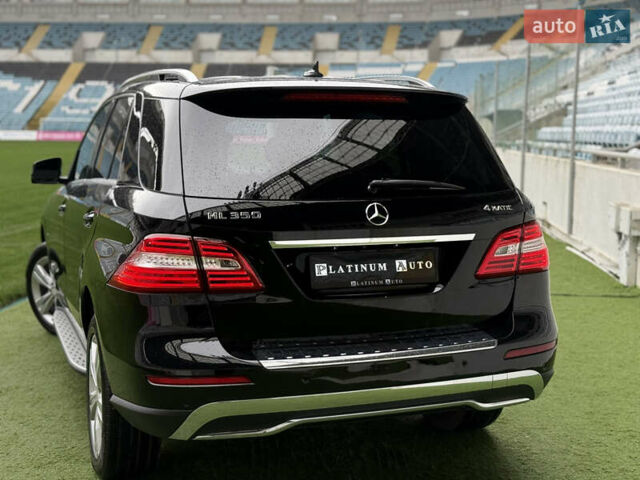 Черный Мерседес М-Класс, объемом двигателя 3.5 л и пробегом 142 тыс. км за 17500 $, фото 22 на Automoto.ua