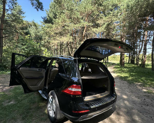Чорний Мерседес М-Клас, об'ємом двигуна 3.5 л та пробігом 280 тис. км за 21700 $, фото 20 на Automoto.ua