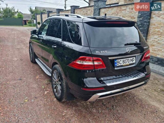 Черный Мерседес М-Класс, объемом двигателя 3 л и пробегом 215 тыс. км за 24900 $, фото 13 на Automoto.ua