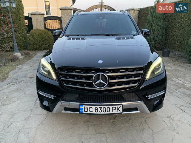 Черный Мерседес М-Класс, объемом двигателя 2.99 л и пробегом 286 тыс. км за 21500 $, фото 10 на Automoto.ua