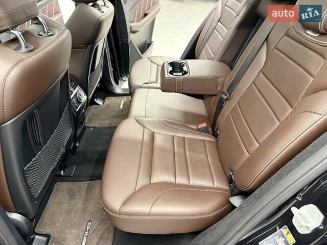 Черный Мерседес М-Класс, объемом двигателя 5.46 л и пробегом 119 тыс. км за 32990 $, фото 27 на Automoto.ua