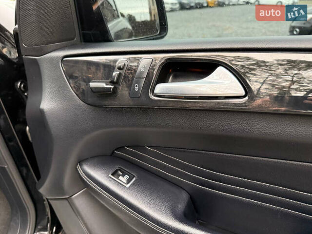 Мерседес М-Класс 2012 в Стрые на Automoto.ua Черный Мерседес М-Класс, объемом двигателя 2.99 л и пробегом 170 тыс. км за 18900 $, фото 46 на Automoto.ua