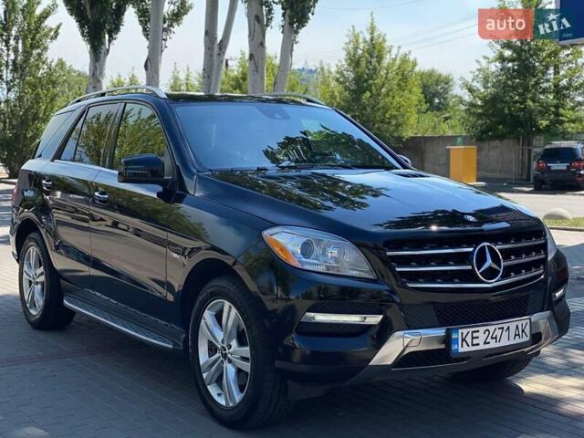 Чорний Мерседес М-Клас, об'ємом двигуна 2.99 л та пробігом 240 тис. км за 22499 $, фото 6 на Automoto.ua