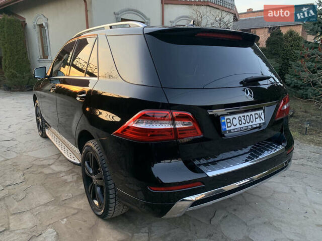 Чорний Мерседес М-Клас, об'ємом двигуна 2.99 л та пробігом 286 тис. км за 21500 $, фото 6 на Automoto.ua