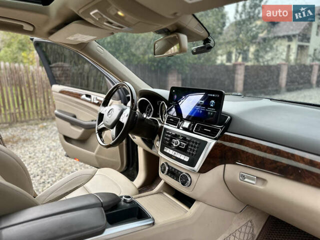 Черный Мерседес М-Класс, объемом двигателя 3 л и пробегом 255 тыс. км за 19400 $, фото 16 на Automoto.ua