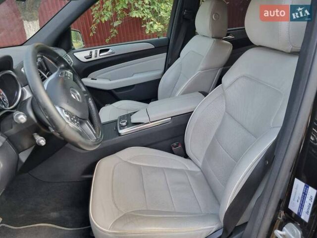 Черный Мерседес М-Класс, объемом двигателя 3 л и пробегом 215 тыс. км за 24900 $, фото 52 на Automoto.ua