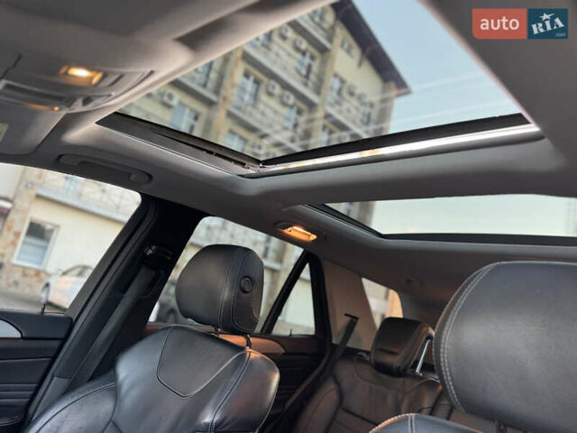 Черный Мерседес М-Класс, объемом двигателя 3 л и пробегом 274 тыс. км за 19700 $, фото 22 на Automoto.ua