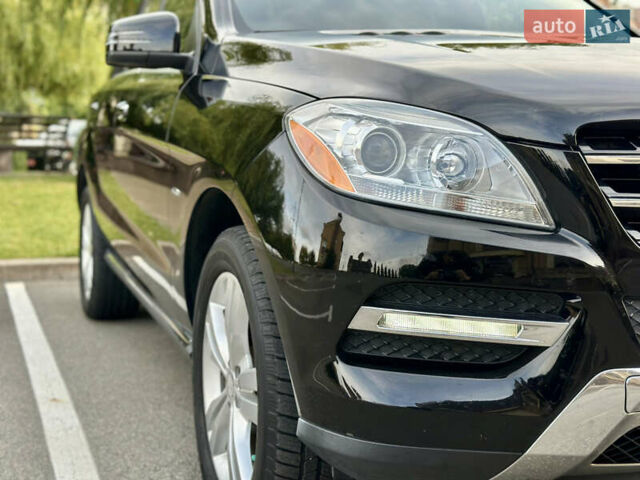 Черный Мерседес М-Класс, объемом двигателя 2.99 л и пробегом 226 тыс. км за 20499 $, фото 20 на Automoto.ua