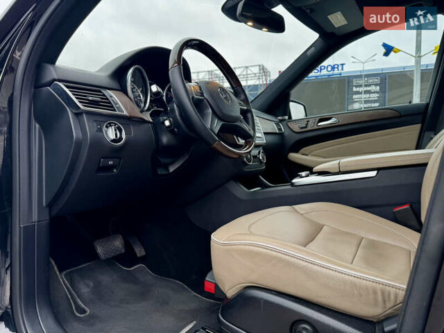 Черный Мерседес М-Класс, объемом двигателя 3.5 л и пробегом 160 тыс. км за 19500 $, фото 20 на Automoto.ua