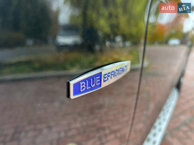 Мерседес М-Класс 2012 в Киеве на Automoto.ua Черный Мерседес М-Класс, объемом двигателя 3.5 л и пробегом 160 тыс. км за 17900 $, фото 21 на Automoto.ua