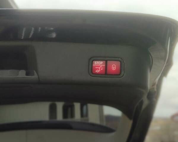 Черный Мерседес М-Класс, объемом двигателя 3 л и пробегом 272 тыс. км за 21500 $, фото 5 на Automoto.ua