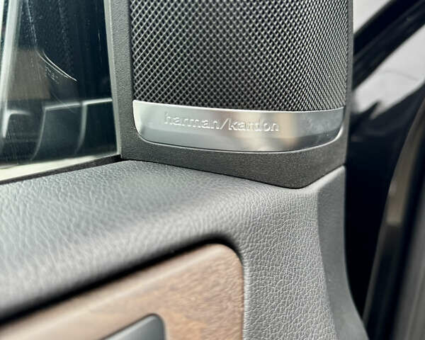 Черный Мерседес М-Класс, объемом двигателя 3.5 л и пробегом 160 тыс. км за 19500 $, фото 14 на Automoto.ua