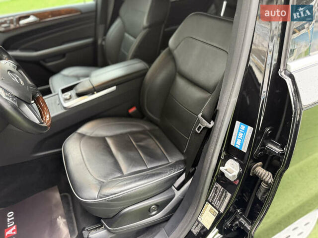 Черный Мерседес М-Класс, объемом двигателя 3.5 л и пробегом 142 тыс. км за 17500 $, фото 33 на Automoto.ua