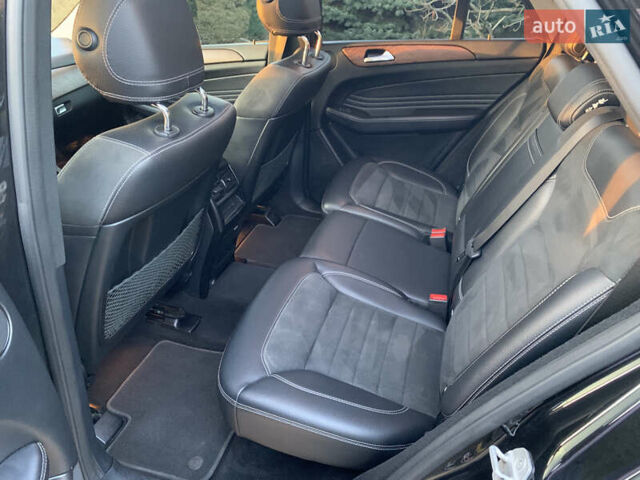 Чорний Мерседес М-Клас, об'ємом двигуна 2.99 л та пробігом 286 тис. км за 21500 $, фото 10 на Automoto.ua