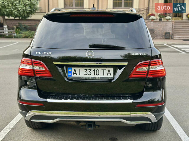 Черный Мерседес М-Класс, объемом двигателя 2.99 л и пробегом 226 тыс. км за 20499 $, фото 10 на Automoto.ua