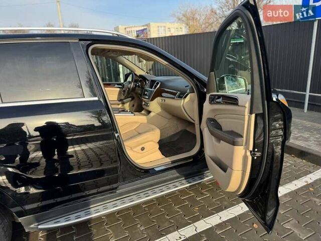 Черный Мерседес М-Класс, объемом двигателя 2.99 л и пробегом 240 тыс. км за 21900 $, фото 14 на Automoto.ua