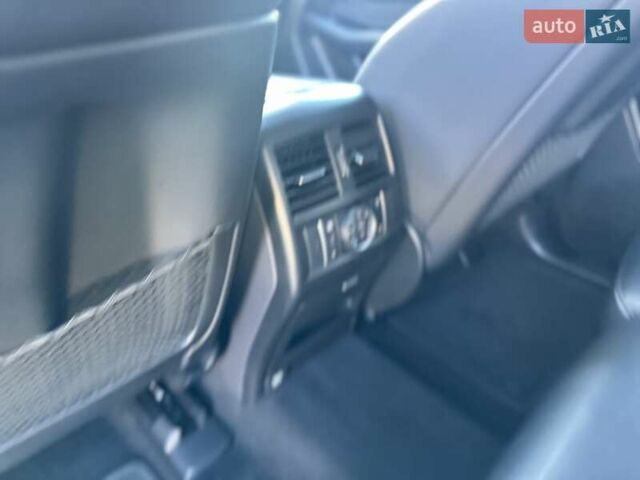 Черный Мерседес М-Класс, объемом двигателя 3 л и пробегом 181 тыс. км за 22900 $, фото 24 на Automoto.ua