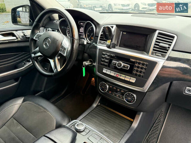Мерседес М-Класс 2012 в Стрые на Automoto.ua Черный Мерседес М-Класс, объемом двигателя 2.99 л и пробегом 170 тыс. км за 18900 $, фото 37 на Automoto.ua