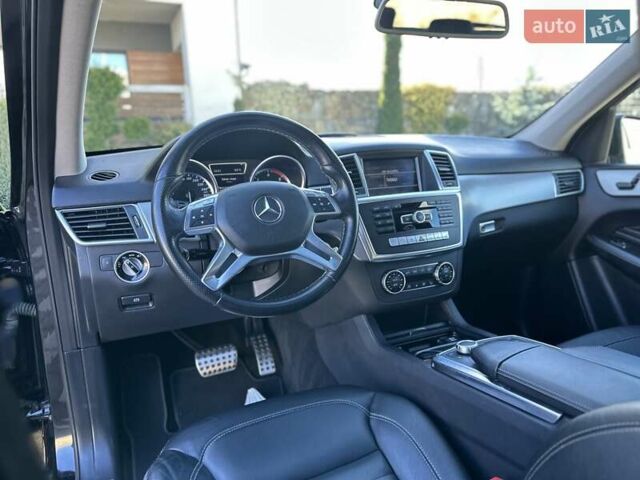 Черный Мерседес М-Класс, объемом двигателя 3 л и пробегом 181 тыс. км за 22900 $, фото 22 на Automoto.ua