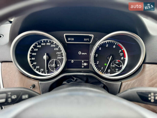 Черный Мерседес М-Класс, объемом двигателя 3.5 л и пробегом 160 тыс. км за 19500 $, фото 16 на Automoto.ua