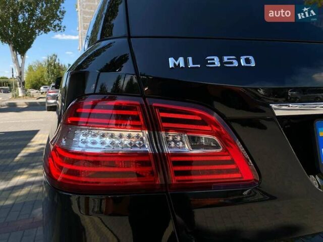 Чорний Мерседес М-Клас, об'ємом двигуна 2.99 л та пробігом 240 тис. км за 22499 $, фото 10 на Automoto.ua