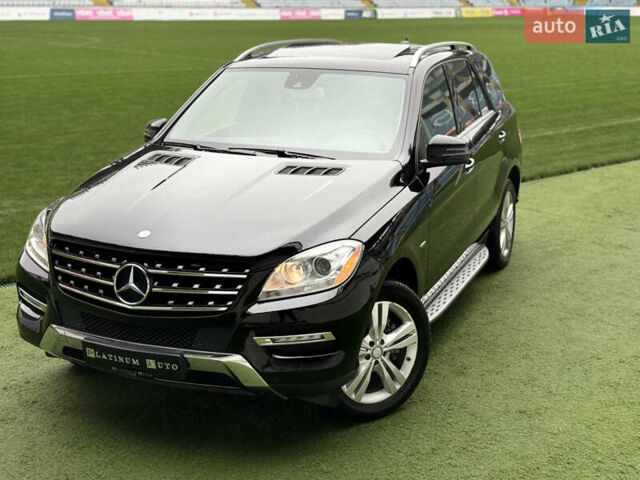 Черный Мерседес М-Класс, объемом двигателя 3.5 л и пробегом 142 тыс. км за 17500 $, фото 17 на Automoto.ua