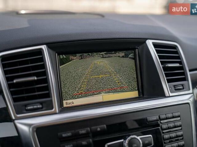 Черный Мерседес М-Класс, объемом двигателя 2.99 л и пробегом 121 тыс. км за 26900 $, фото 25 на Automoto.ua